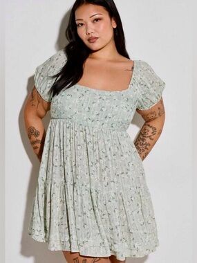 NWT - Torrid Sage Floral Square-Neck Tiered Mini Dress